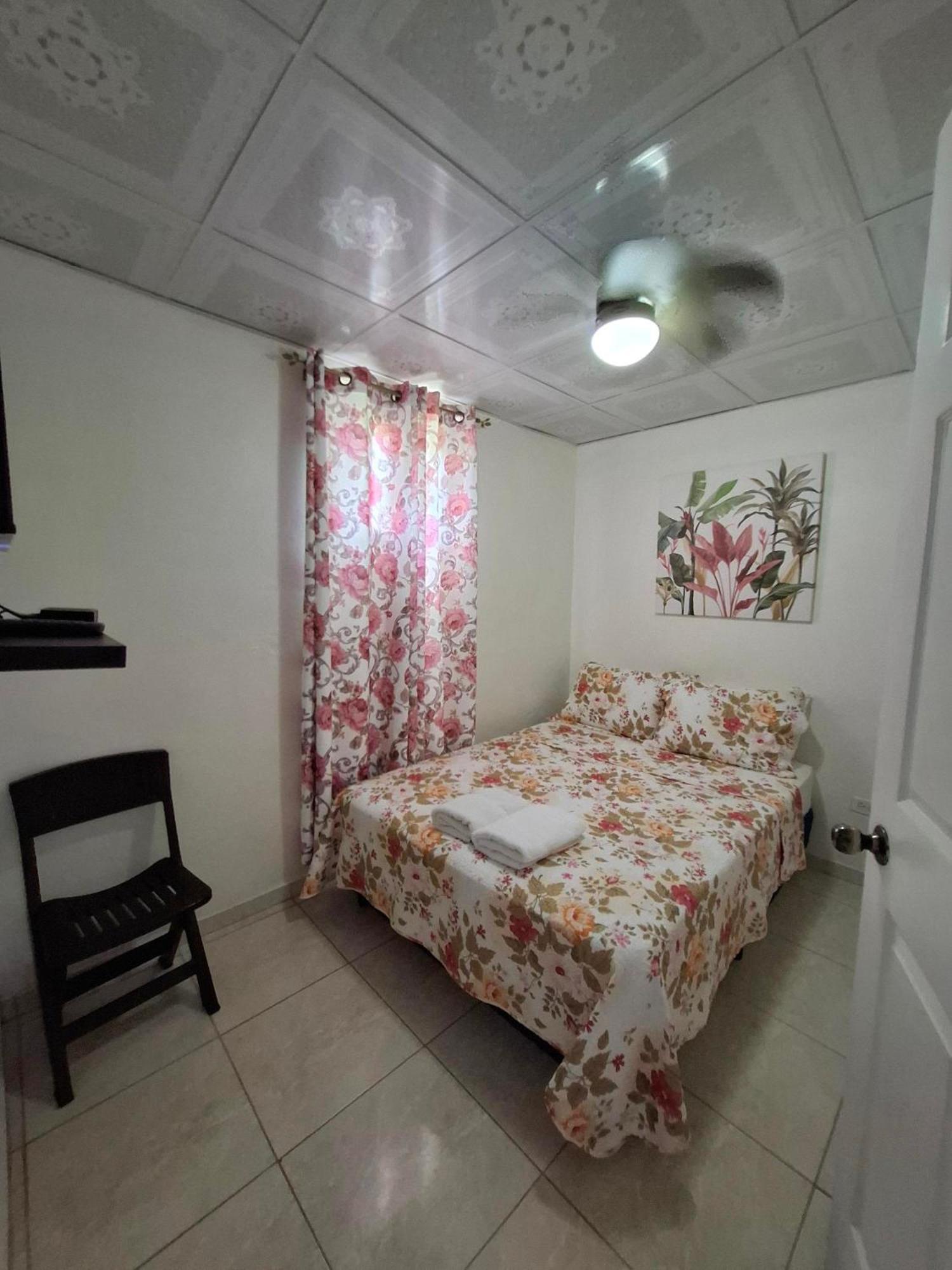 Lilia House 15 Minutos Aeropuerto Appartement Panama-Stad Buitenkant foto